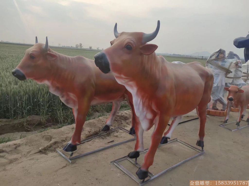 玻璃钢牛雕塑 黄牛动物雕塑厂家
